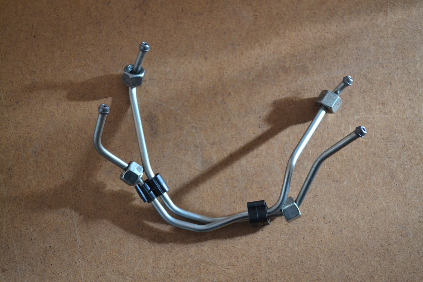 Tuyaux d\'alimentation gazole pour moteur 2L et 2L2 HDi pour Peugeot 807 et Citroen C8