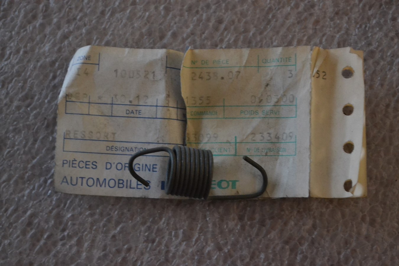 Ressort de biellette de commande de boîte de vitesses Peugeot 104