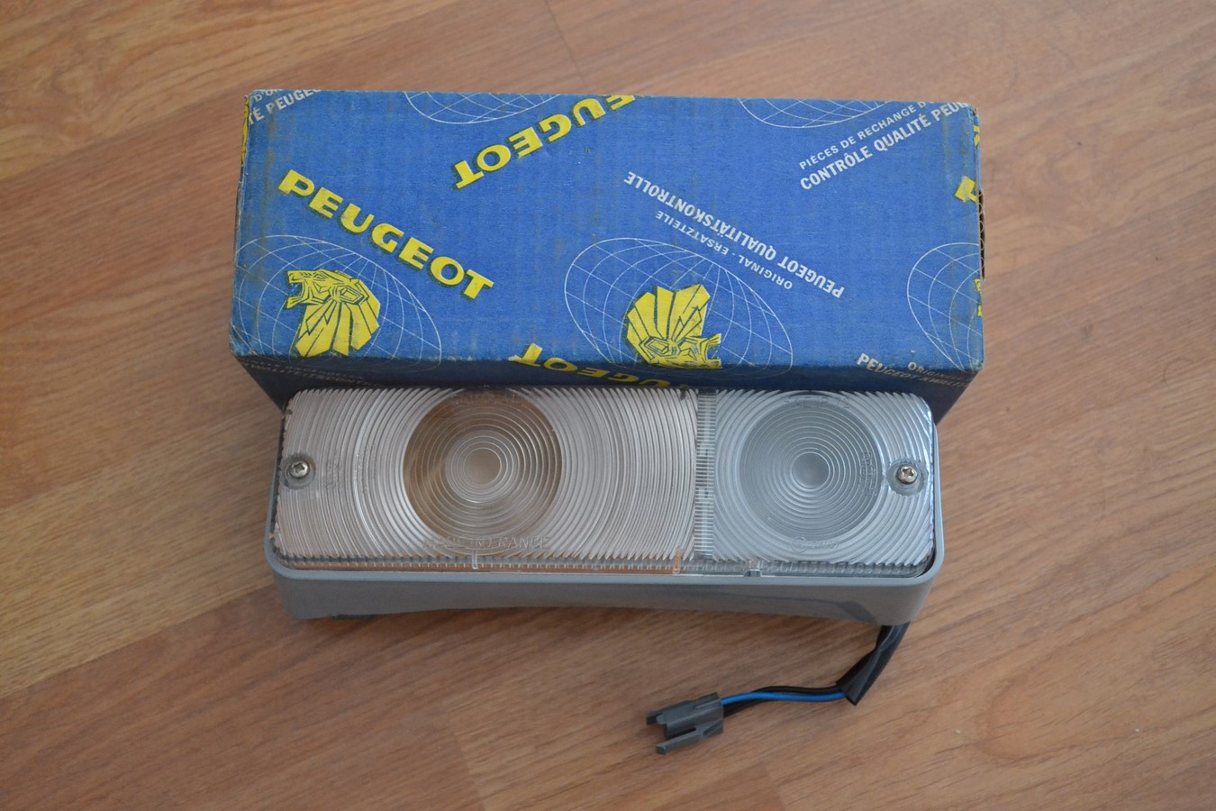 Feu avant droit pour Peugeot 104 de 1977 à 1981, SEIMA 412D
