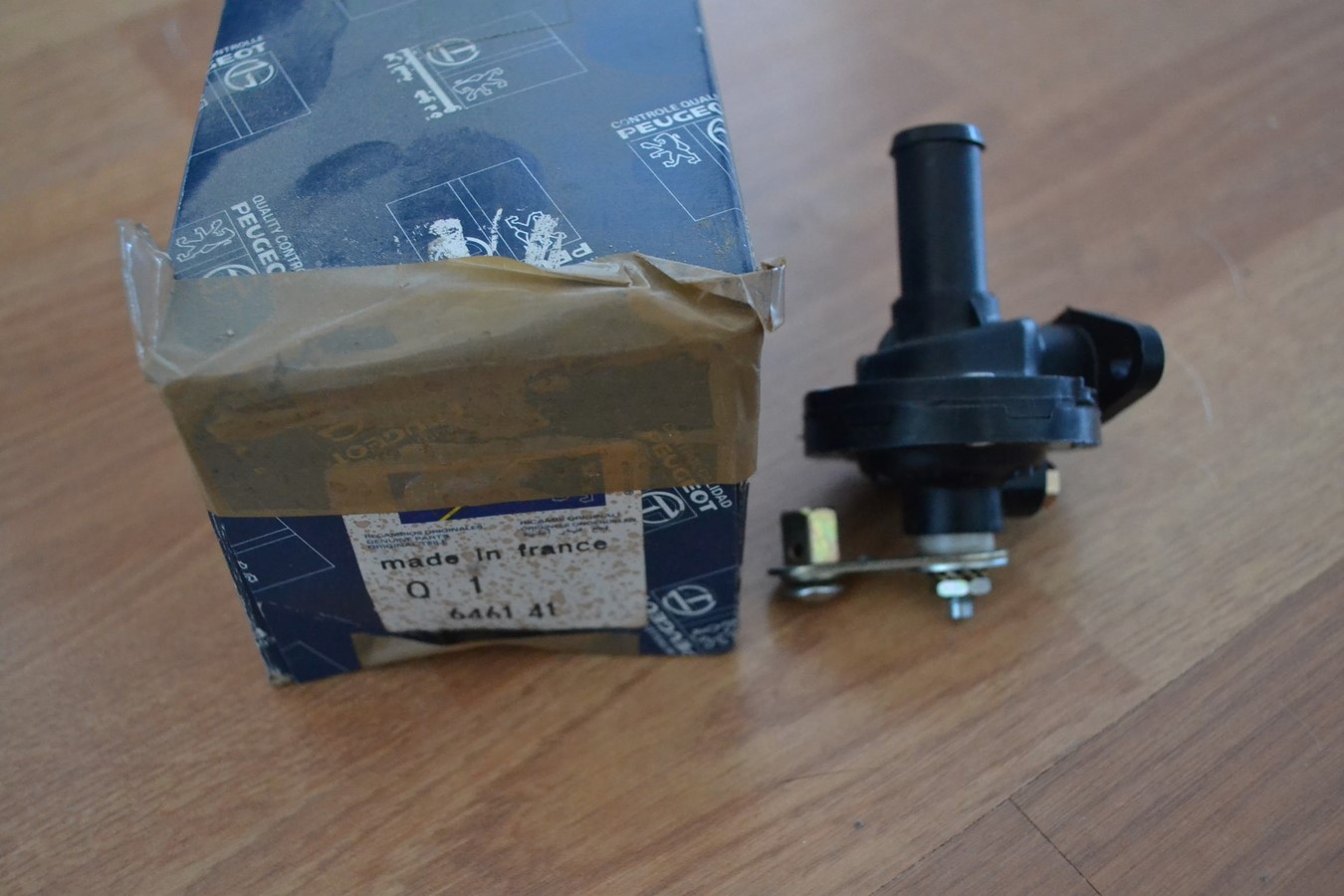 Robinet de chauffage, plastique, pour Peugeot J7 et J9