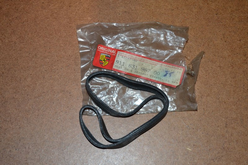 Joint glace de phare pour Porsche 356 A, B T5 et T6, C et 911 1970 à 1989.