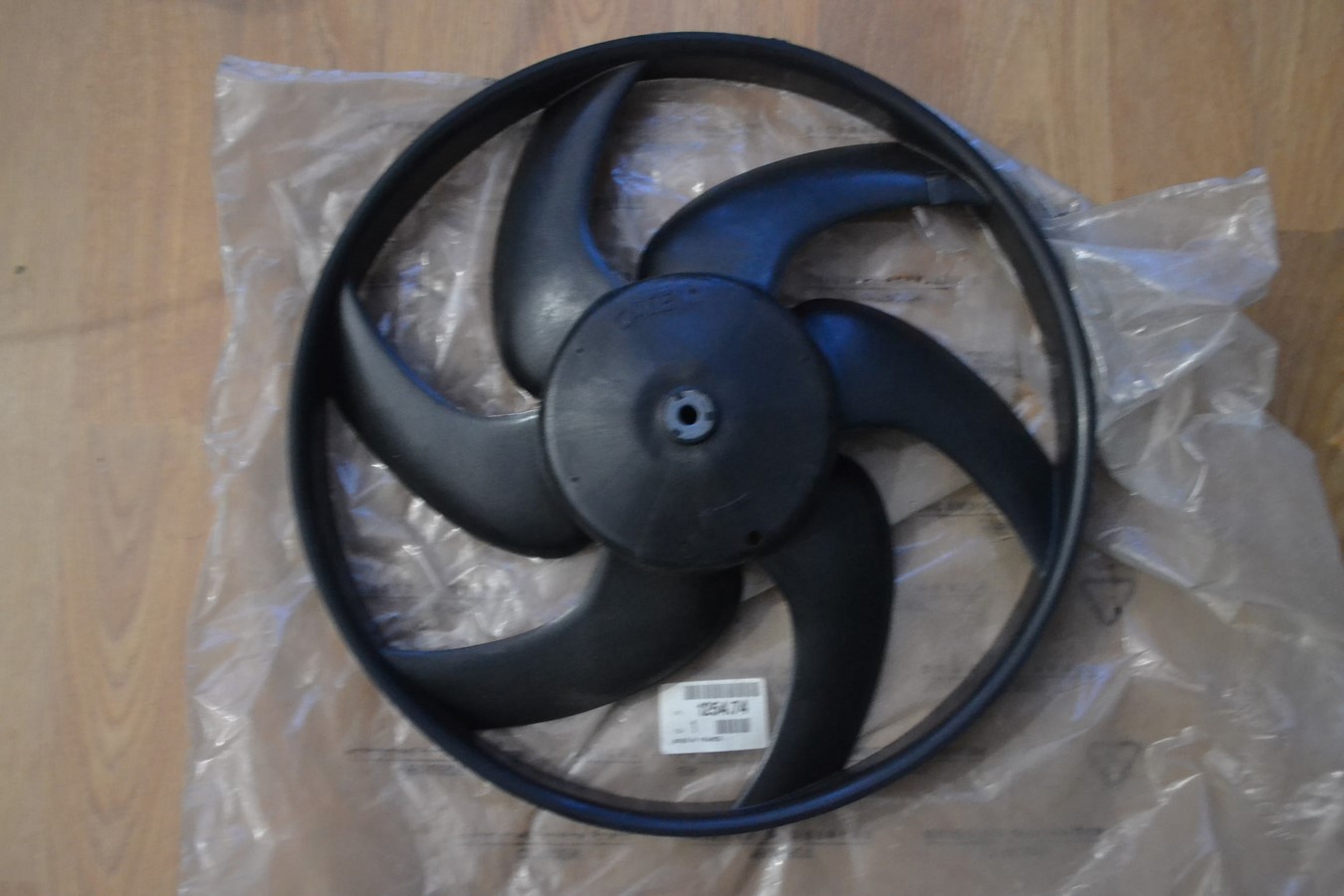 Hélice de moto-ventilateur Peugeot
