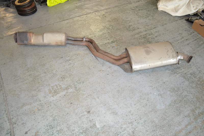 Silencieux intermédiaire + arrière d\'échappement pour Porsche 968
