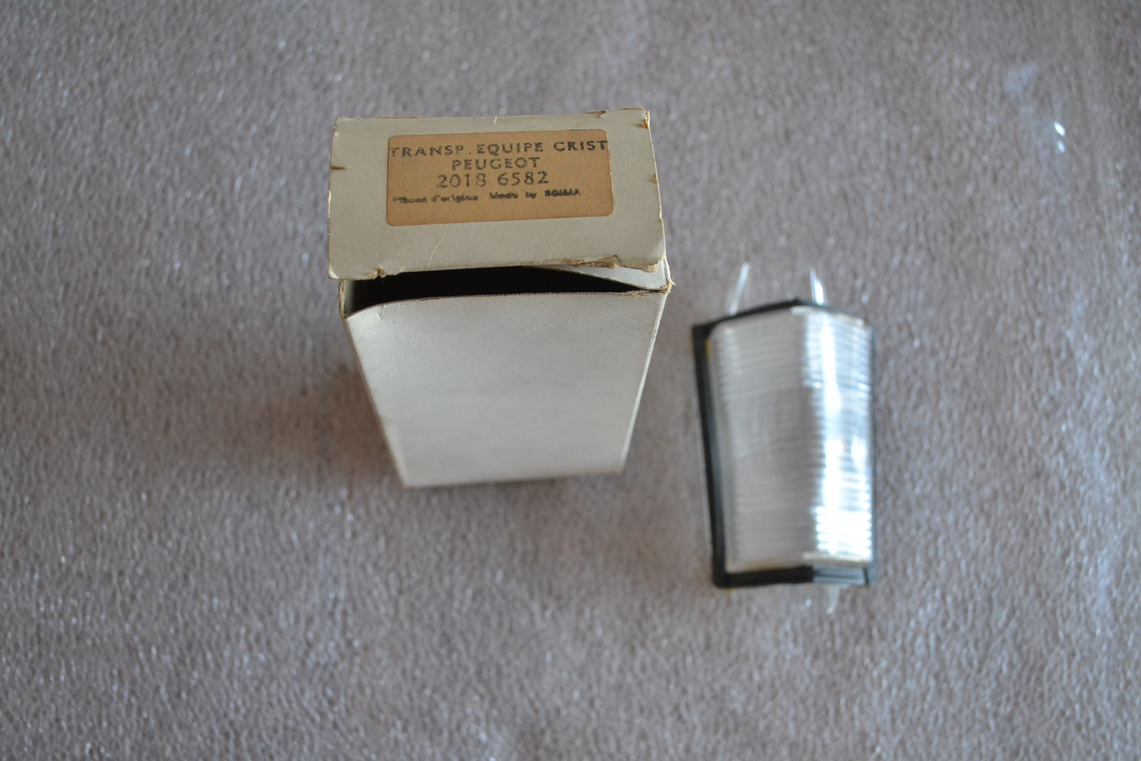 Transparent feu de recul blanc Peugeot 404 berline neuf