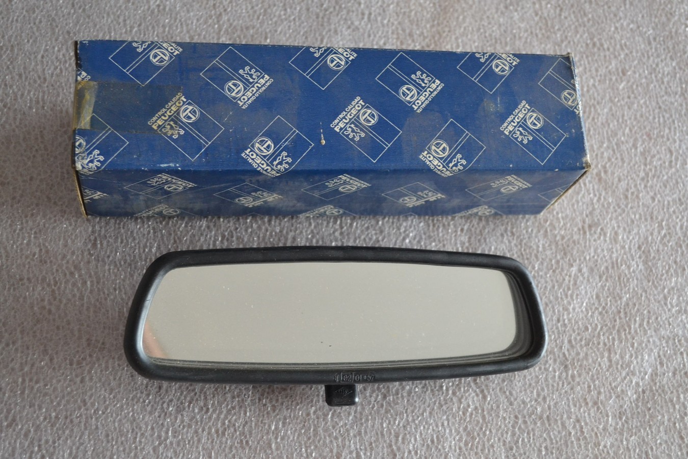 Rétroviseur intérieur vissé, 65x215mm, Peugeot - Citroen