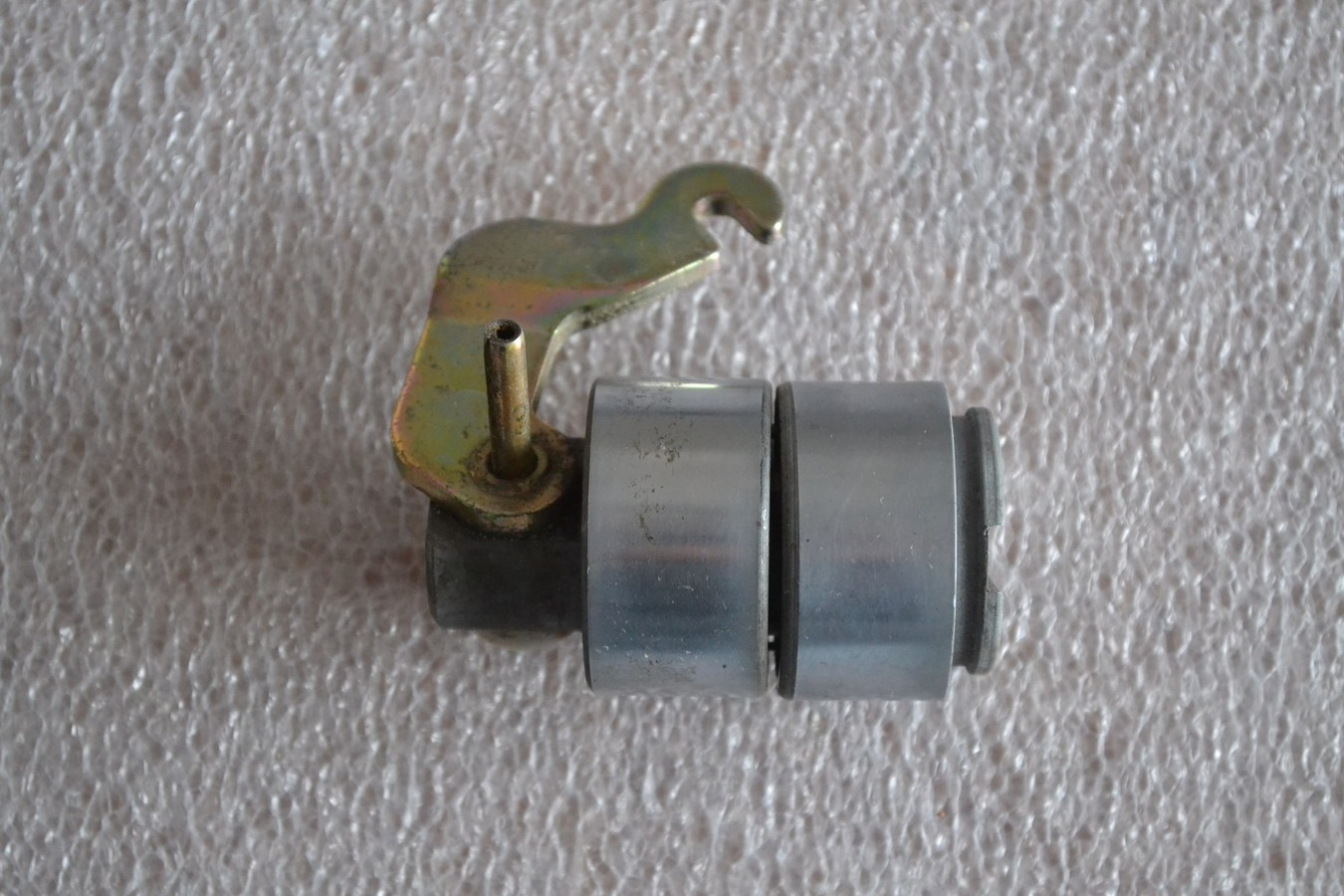 Piston étrier arrière droit Peugeot 504 Berline, Coupé et Cabriolet