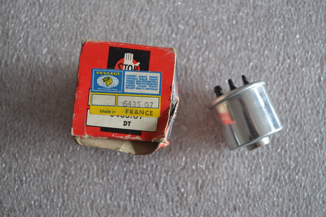 Pompe manuelle de lave-glace Peugeot 204 403 404, neuve