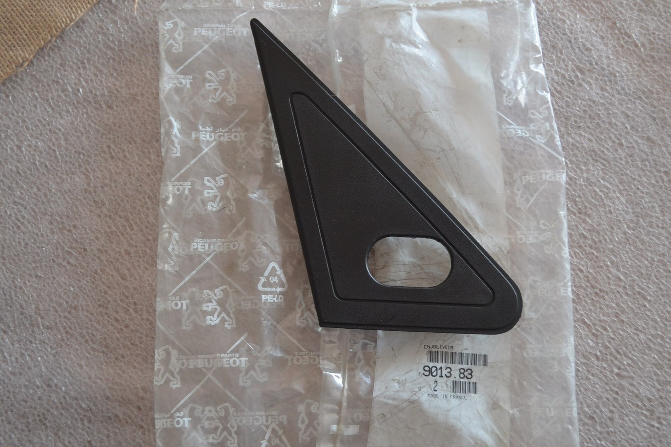 Enjoliveur intérieur de rétroviseur gauche, trou oblong, Peugeot 205, neuf