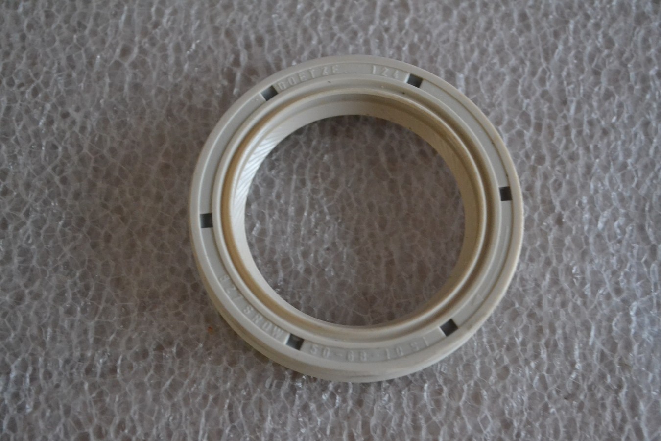 Joint spi de vilebrequin, 50x68x10mm, Peugeot Citroen Renault
