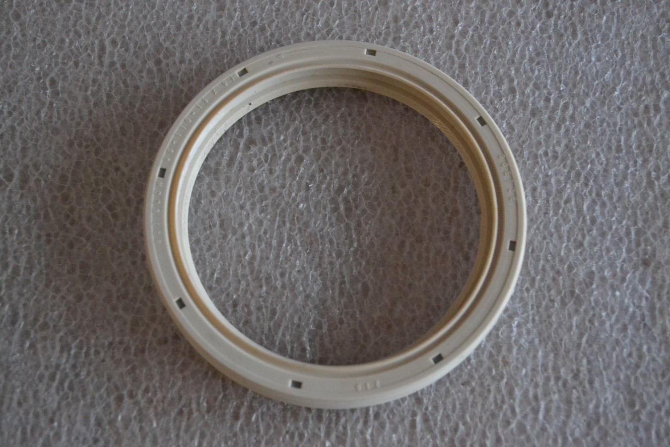 Joint spi de vilebrequin, côté volant moteur, 90x110x13mm, Peugeot 505 2L0i - 2L2i