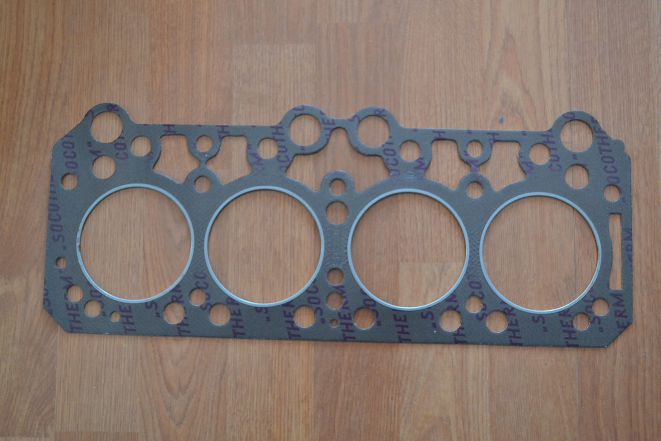 Joint de culasse Peugeot 404 504 J7 ess 9et 10cv