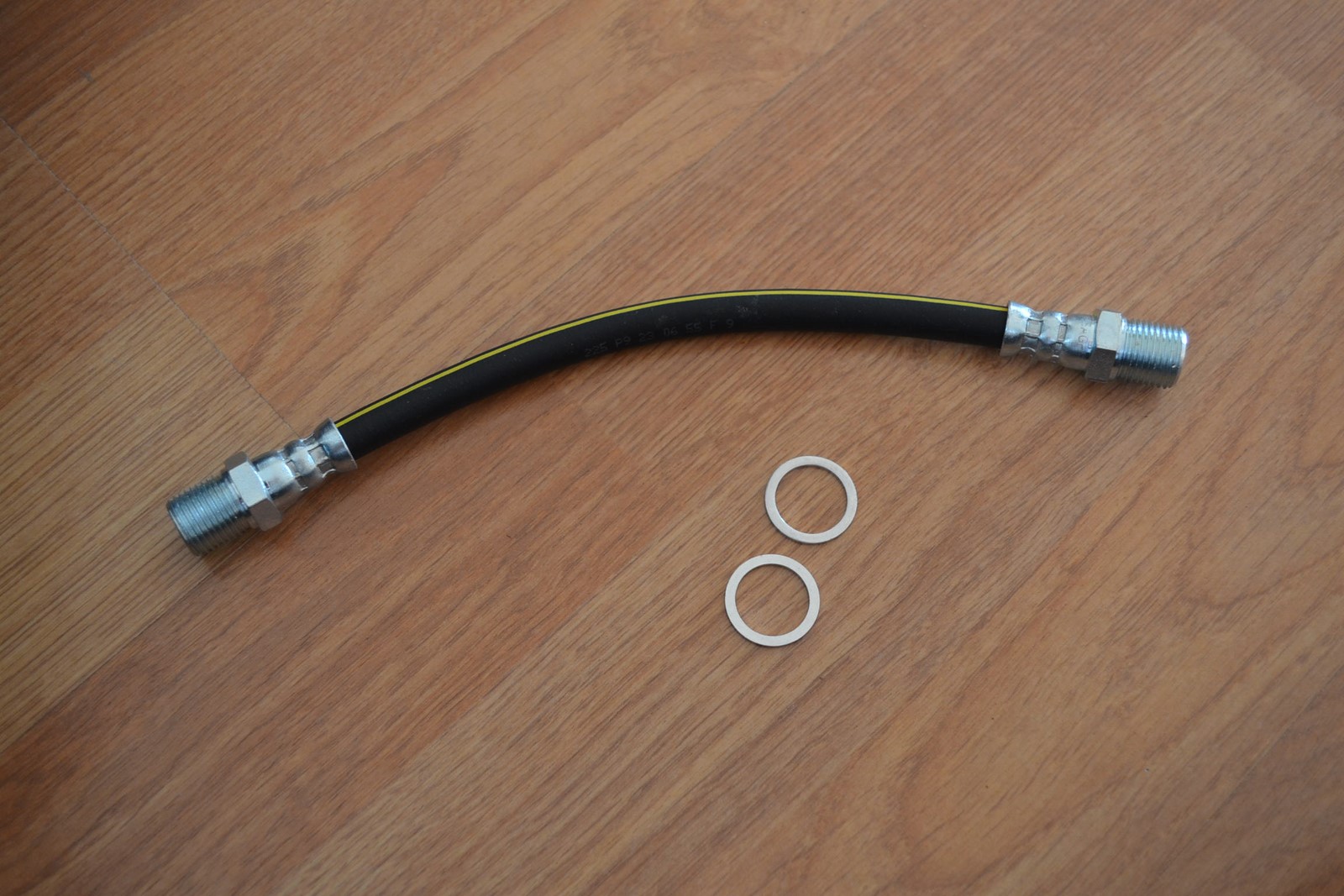 Flexible de frein AR Peugeot 504, L=245mm