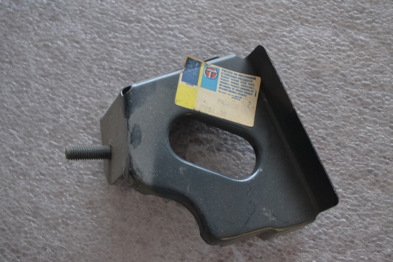 Paire de Renforts pare-choc arrière Peugeot 305 break