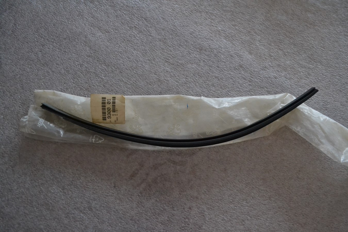 Joint glissière vitre Peugeot 205, 5 portes