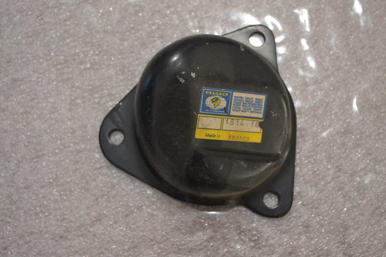 Support moteur droit Peugeot 104