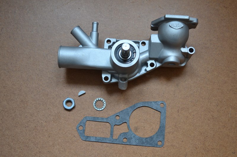 Pompe à eau non débrayable Peugeot 504 - 505 - P4 essence