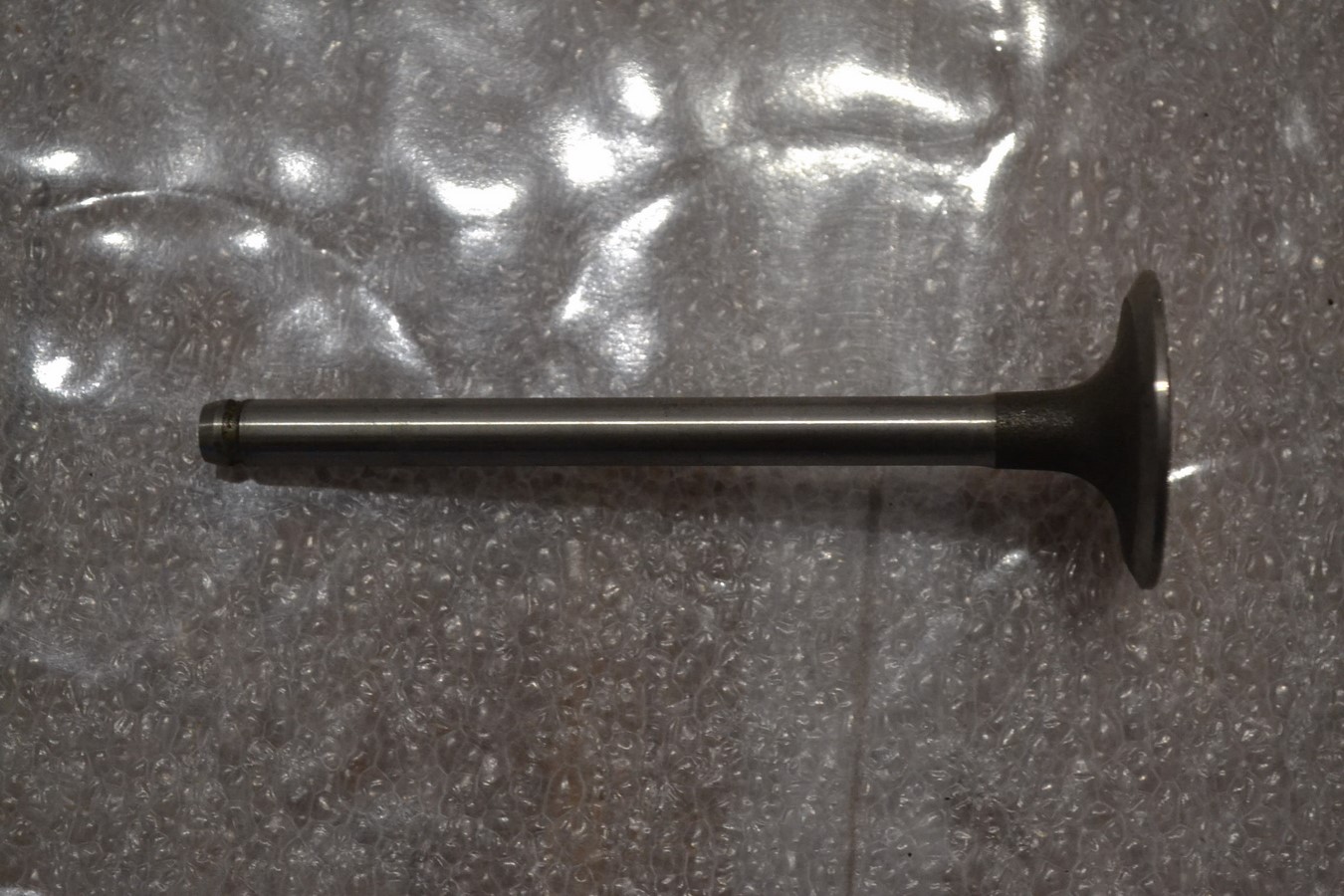 Soupape admission Peugeot 305 L=110.3mm
