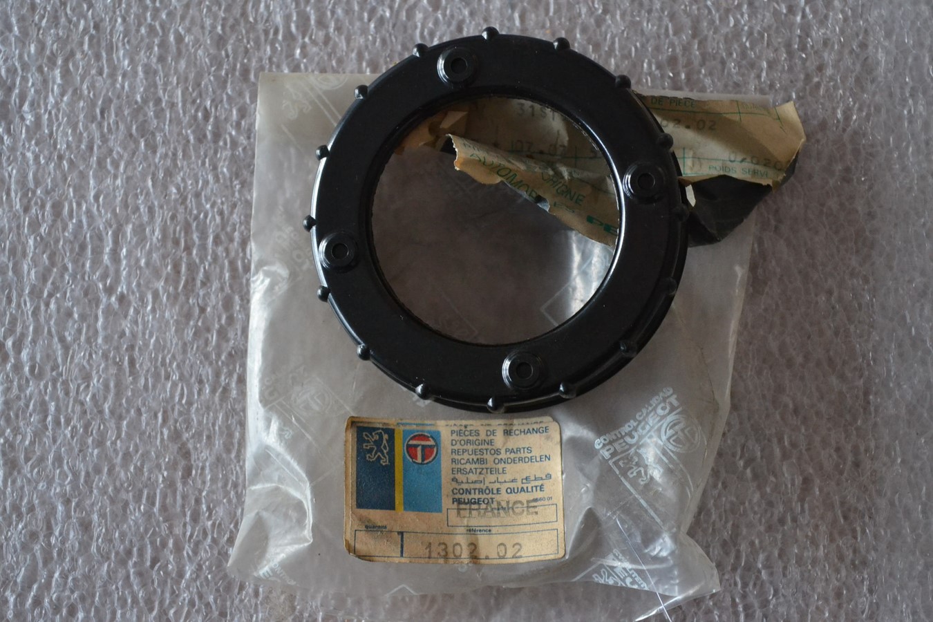 Bague bouchon vase expansion pour Peugeot J7 404 504