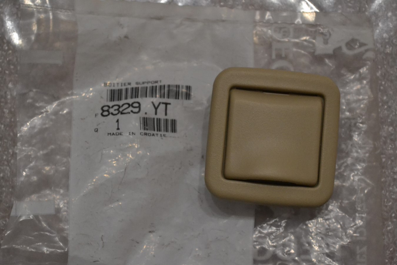 Boîtier support Peugeot 407 beige