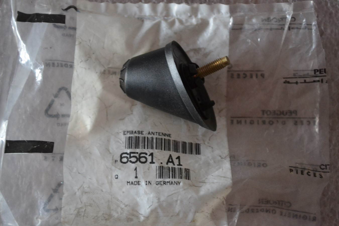 Embase antenne Peugeot - Citroen