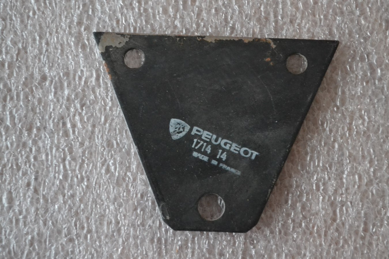 Support tuyau échappement Peugeot J7 après 1967