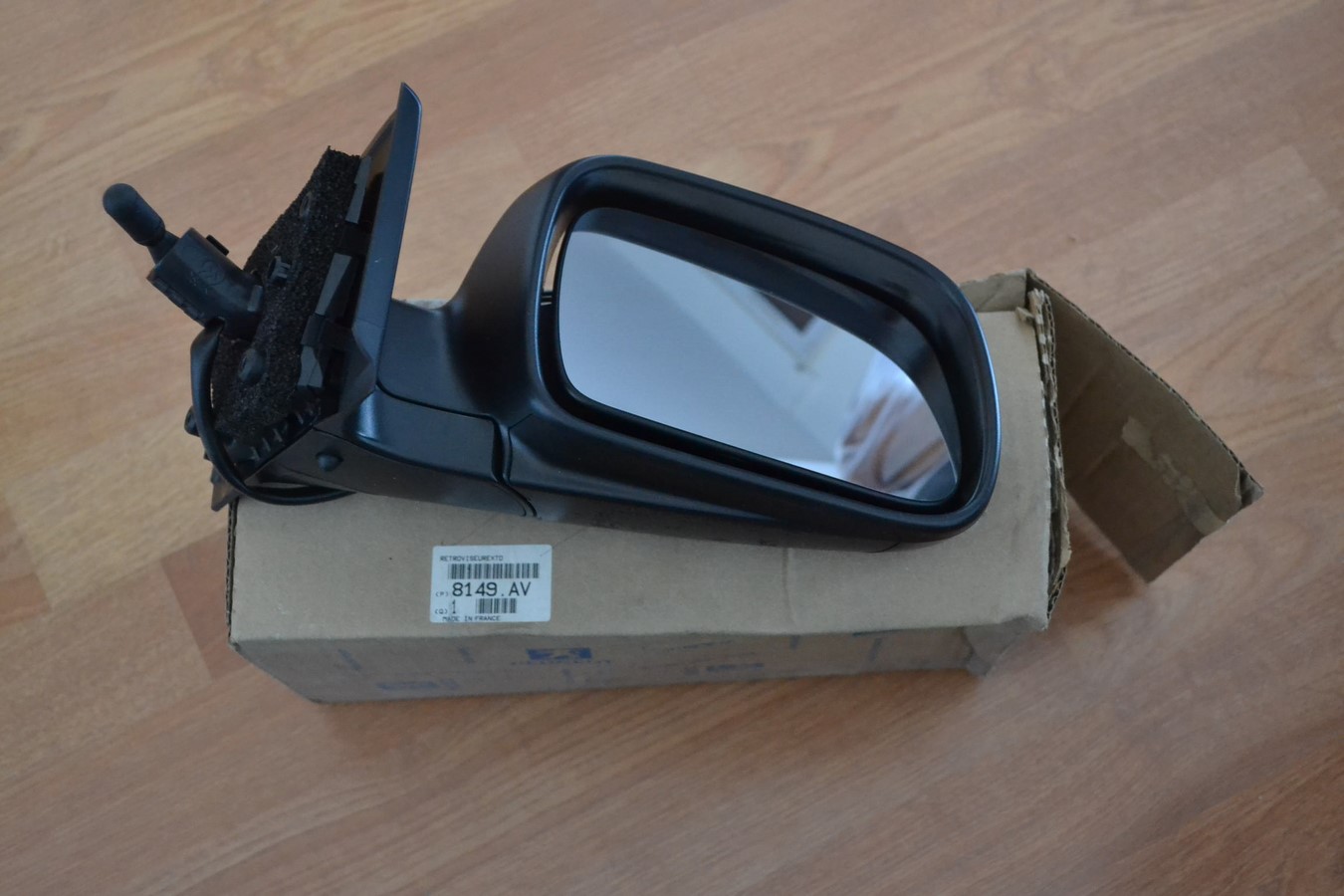 Rétroviseur droit Peugeot 307, manuel, sans coque