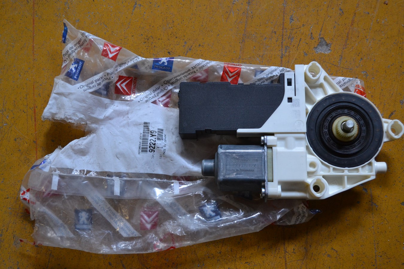 Moteur lève-vitre avant droit Peugeot 407