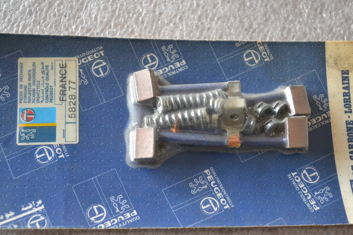 Kit 4 balais démarreur Peugeot / Simca - Talbot / Citroen / Alpine / Renault