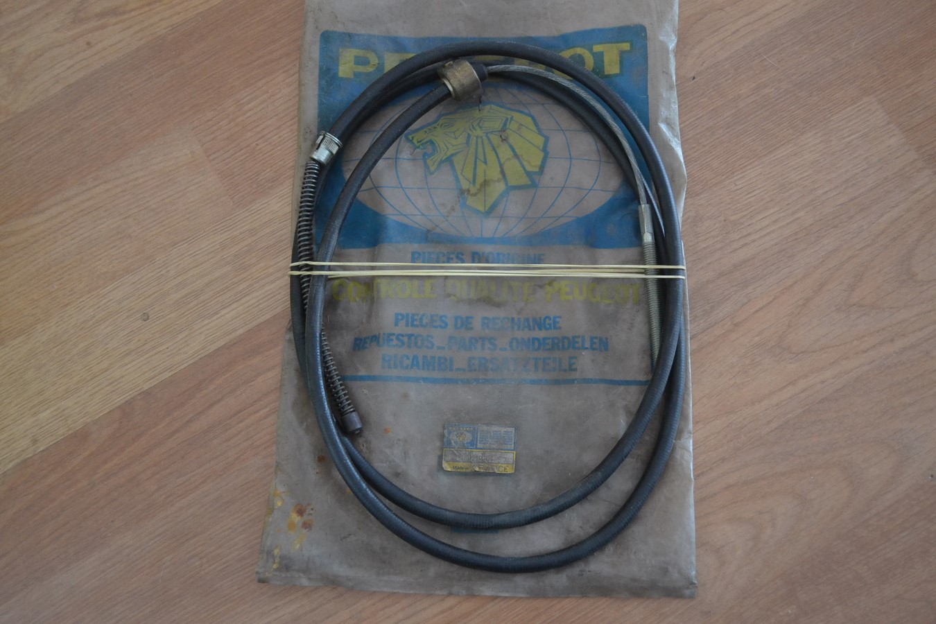 Câble frein arrière pour Peugeot 404 Pick-up, L=2035mm