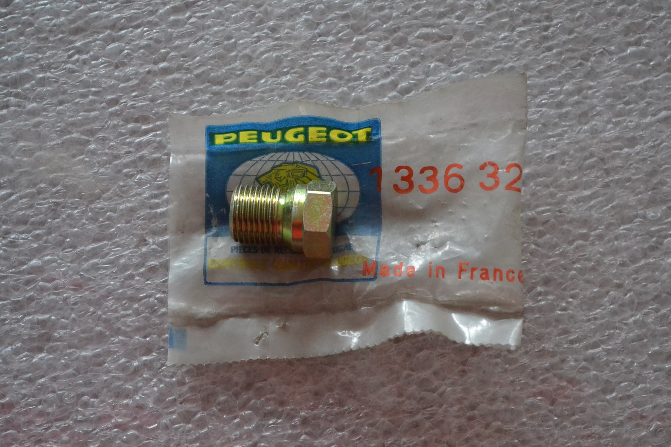Bouchon, diamètre 14mm, divers usages pour Peugeot / Citroen