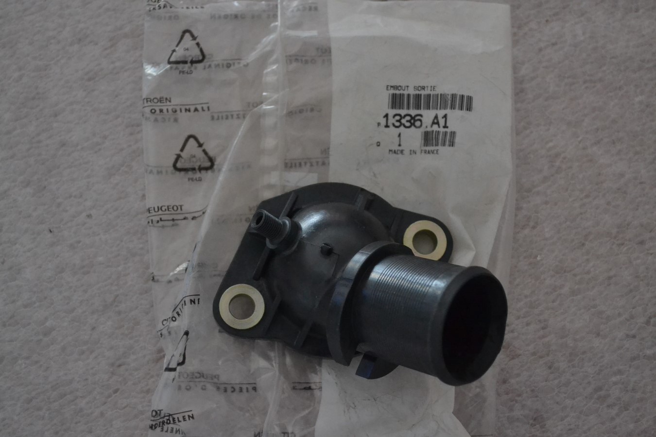 Couvercle thermostat Peugeot / Citroen