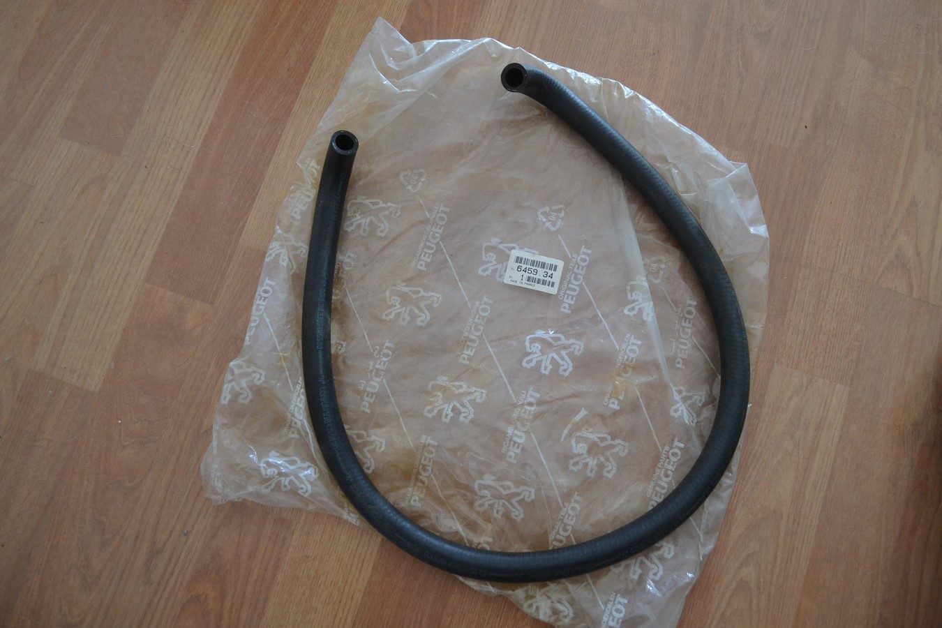 Durite de chauffage Peugeot J7 - J9 neuve