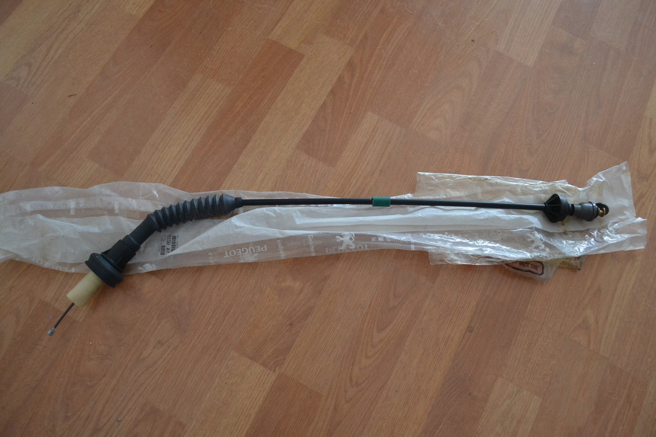 Câble embrayage Peugeot 206 L=830mm, neuf