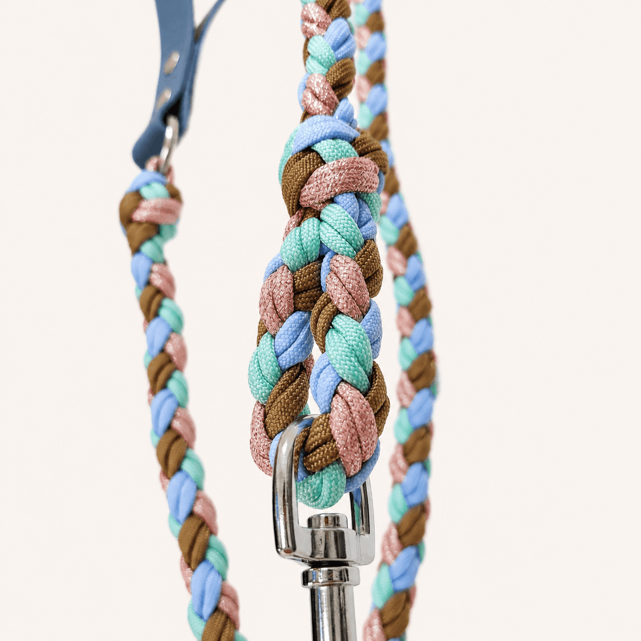 laisse-paracorde-biothane-bleue-chien