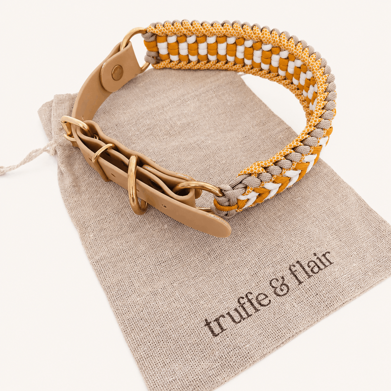 collier-chien-jaune-paracorde-biothane-tresse-truffeflair