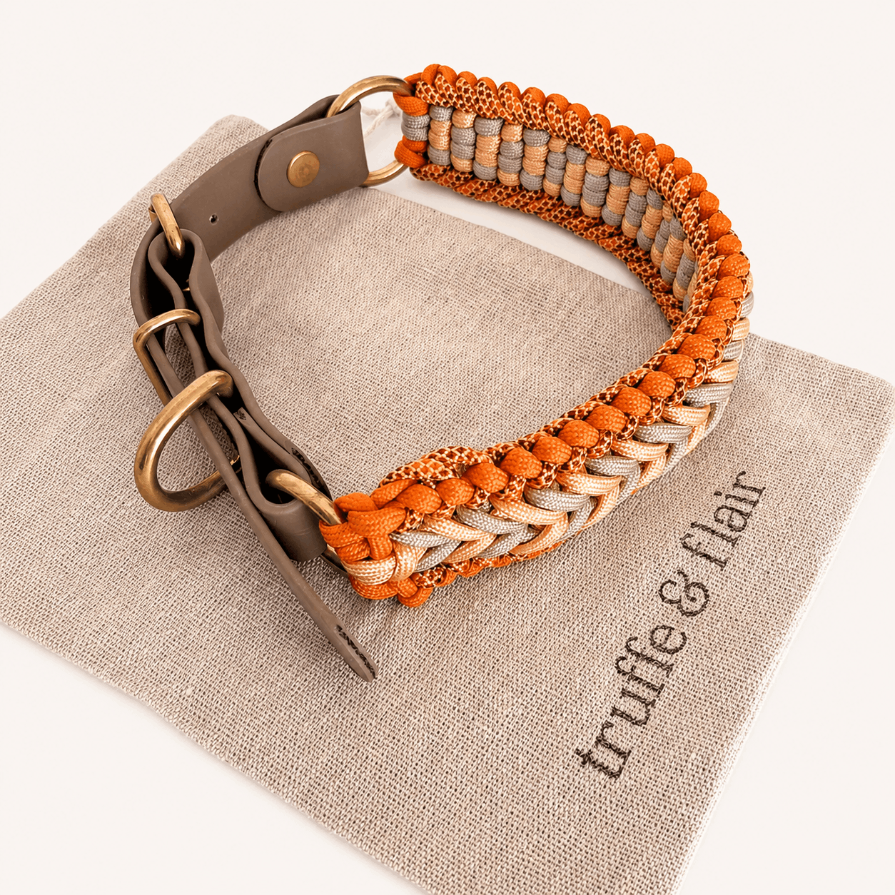 truffeflair-collier-chien-orange-paracorde-biothane-tresse