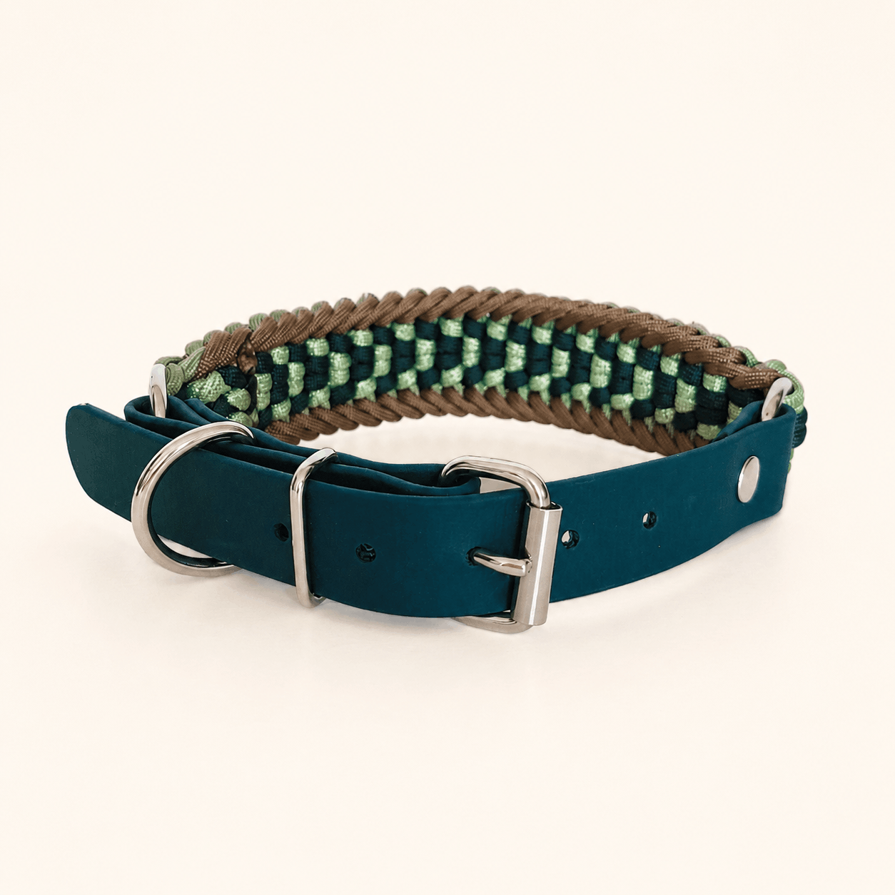 collier-paracorde-vert-biothane-tresse