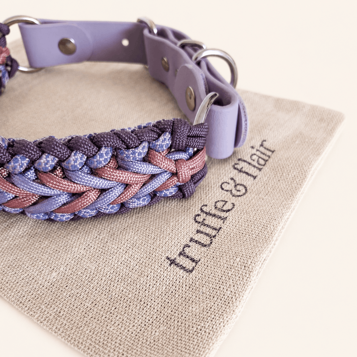 collier-truffeflair-chien-lilas-paracorde-biothane-tresse