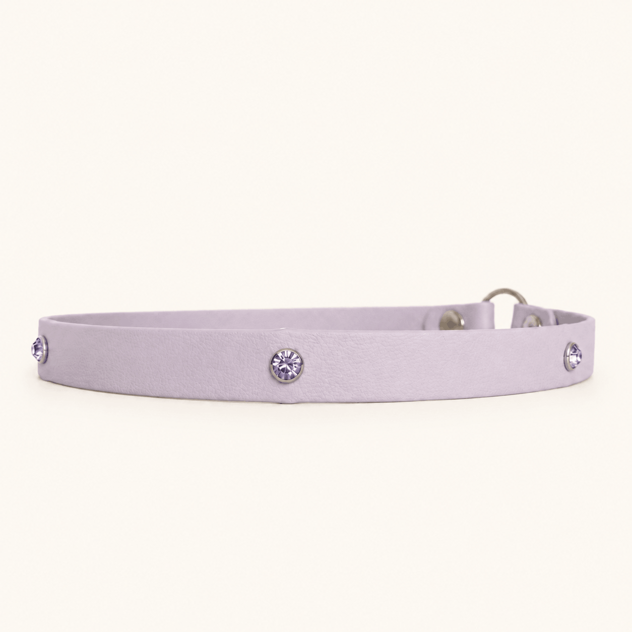 collier-porte-medaille-chiens-lilas-rivets-bijoux
