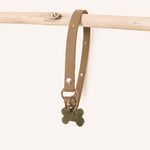 truffeetflair-biothane-collier-porte-medaille-chien-kaki-rivets-bijoux