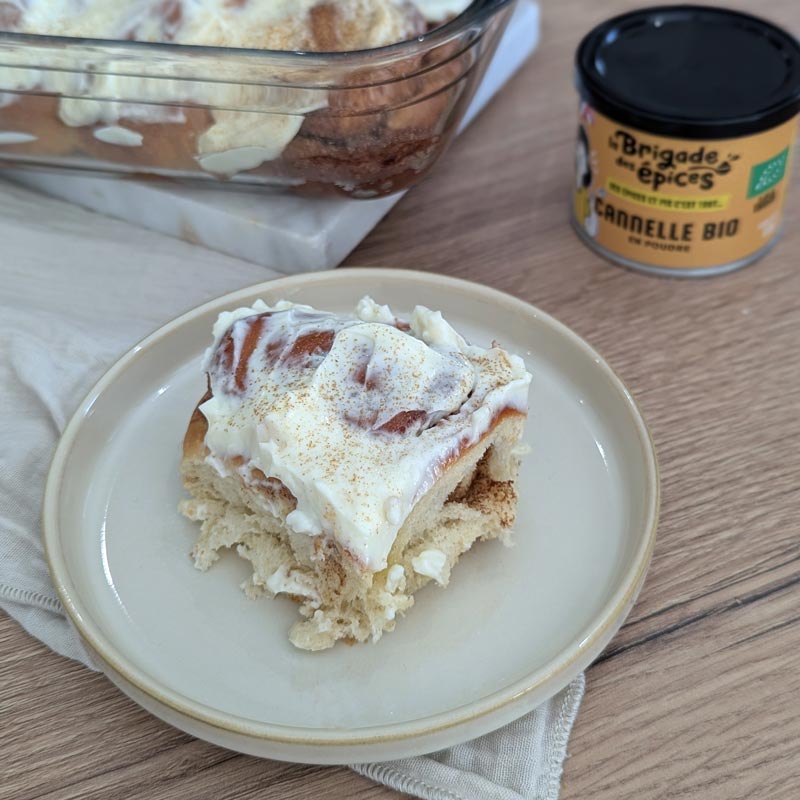 cinnamon-roll-et-cannelle-pot