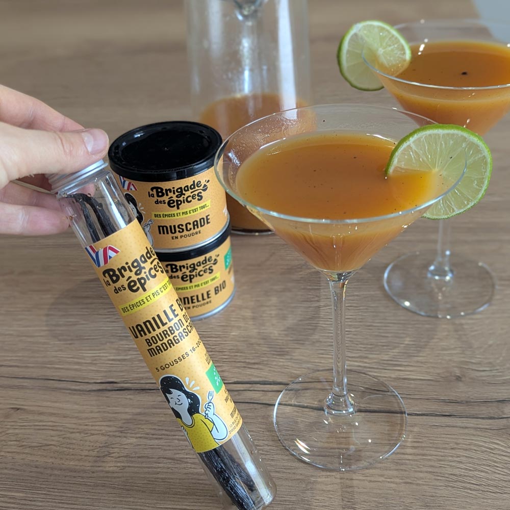 verre-punch-avec-pot-vanille-devant