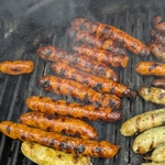 chorizo-en-cuisson-au-barbecue
