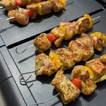 brochettes-de-poulet-yuzu-pepper-a-la-plancha