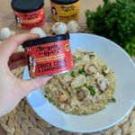 sauce-cepes-deshydratee-devant-assiette-risotto