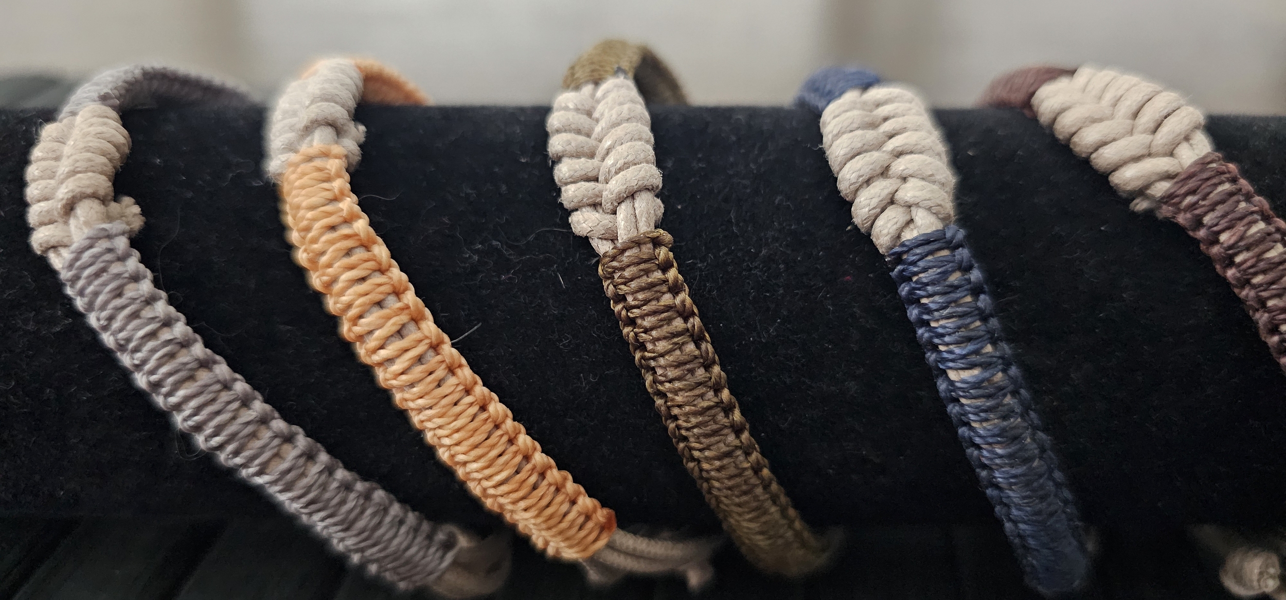 lodycreations-micromacramé-artisanat-yonne-bourgogne-france-linhasita-.bracelethommeliane2