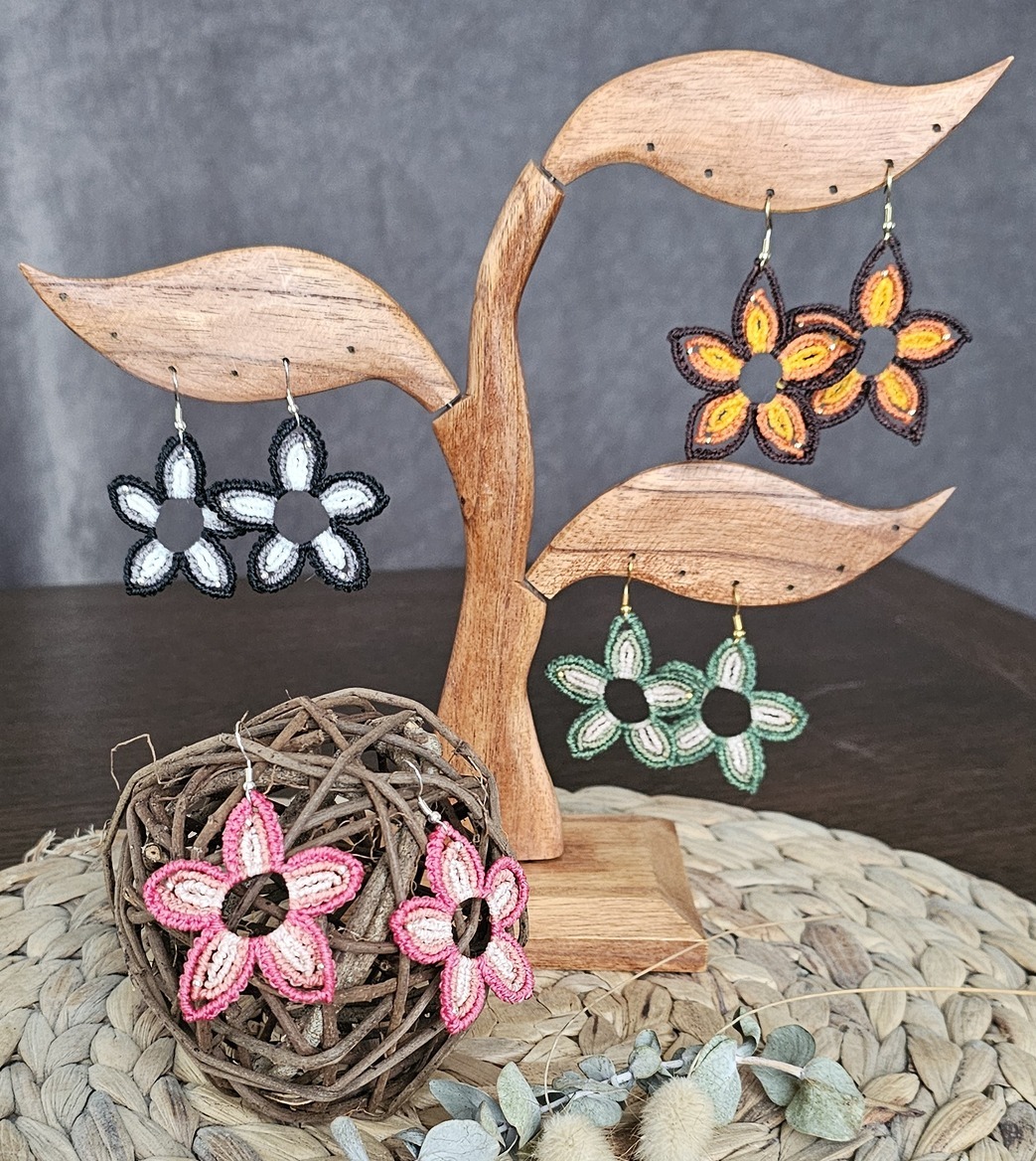 lodycreations-micromacramé-artisanat-yonne-bourgogne-france-linhasita-boucledoreillefleur1