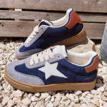 Baskets etoiles a lacets - TIA - bleues.png4