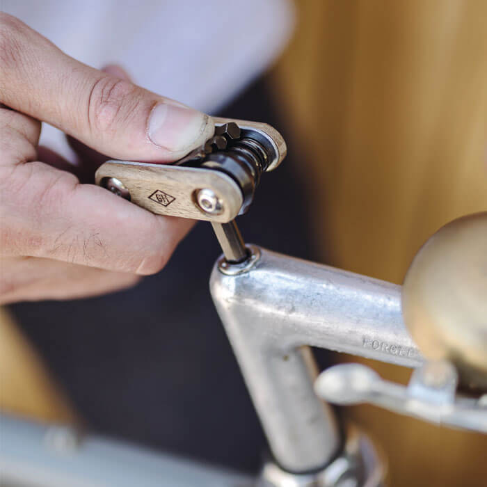 fahrrad-reparatur-gentlemen_01