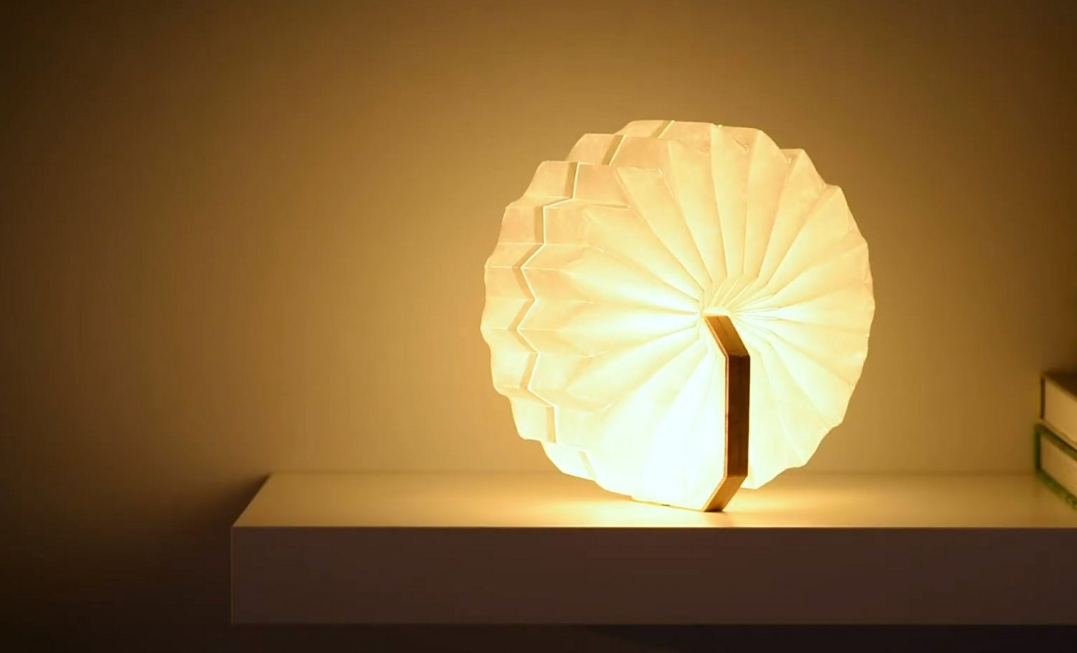 Gingko-Smart-Accordion-Lamp33-1536x931